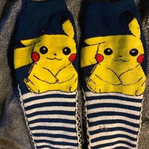 Pokémon pikachu blue & white striped slippers/extra grippy socks